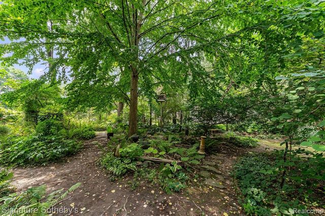 7939 Caberfae Trail, Clarkston, MI 48348