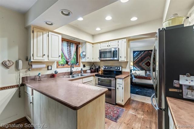 7939 Caberfae Trail, Clarkston, MI 48348