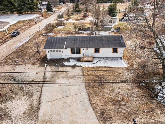 120 E Seventh Street, Manton, MI 49663