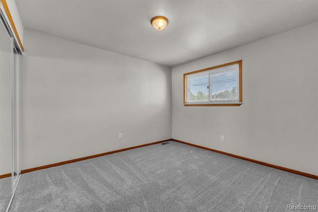 4197 Monroe Street, Dearborn Heights, MI 48125