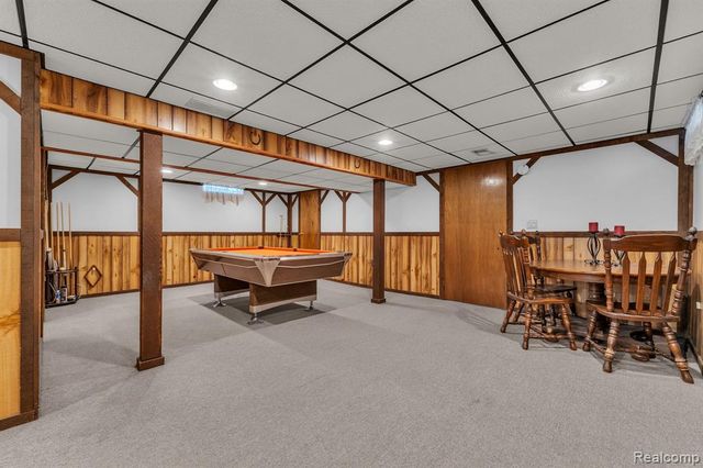 4197 Monroe Street, Dearborn Heights, MI 48125
