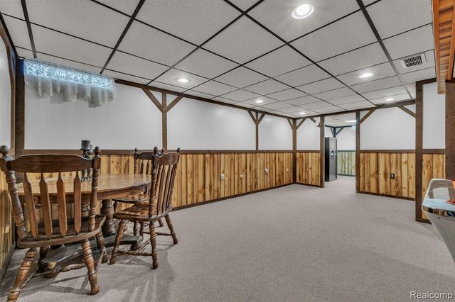 4197 Monroe Street, Dearborn Heights, MI 48125