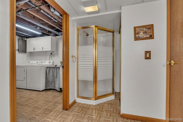 4197 Monroe Street, Dearborn Heights, MI 48125