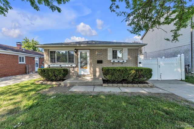 4197 Monroe Street, Dearborn Heights, MI 48125