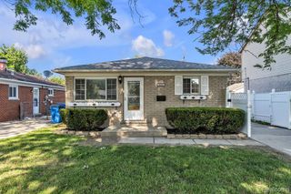 4197 Monroe Street, Dearborn Heights, MI 48125