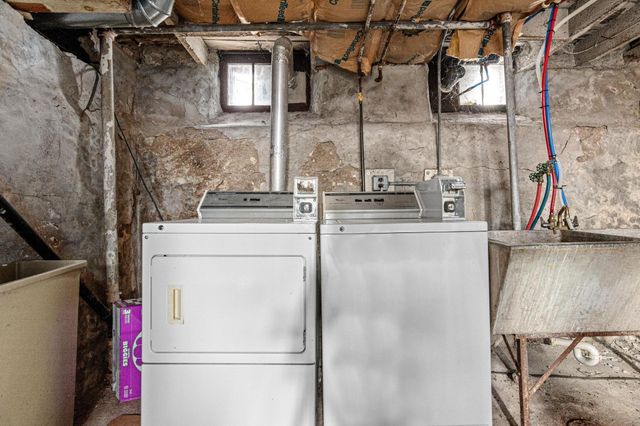 2726 Grand Avenue S, Minneapolis, MN 55408