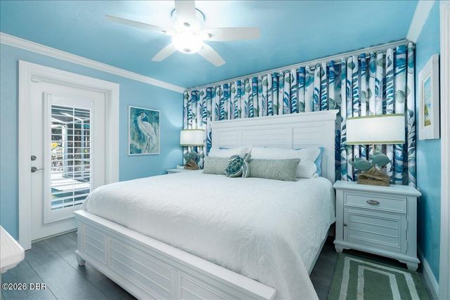 301 N Pine Street, New Smyrna Beach, FL 32169