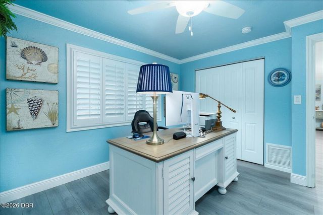 301 N Pine Street, New Smyrna Beach, FL 32169