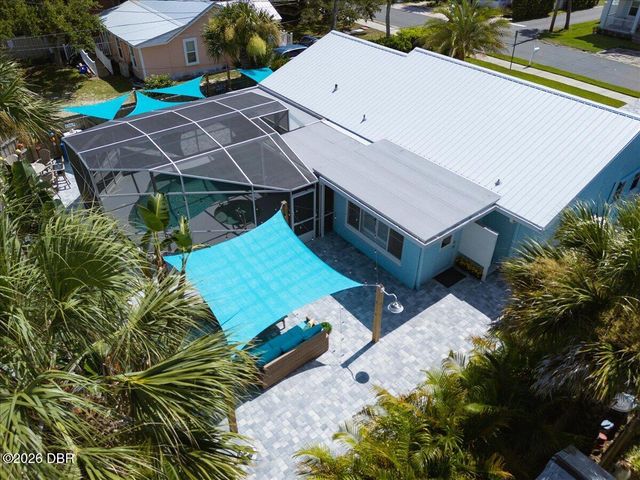 301 N Pine Street, New Smyrna Beach, FL 32169