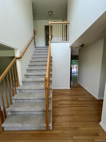 5931 Cedar Ridge Drive, Ann Arbor, MI 48103