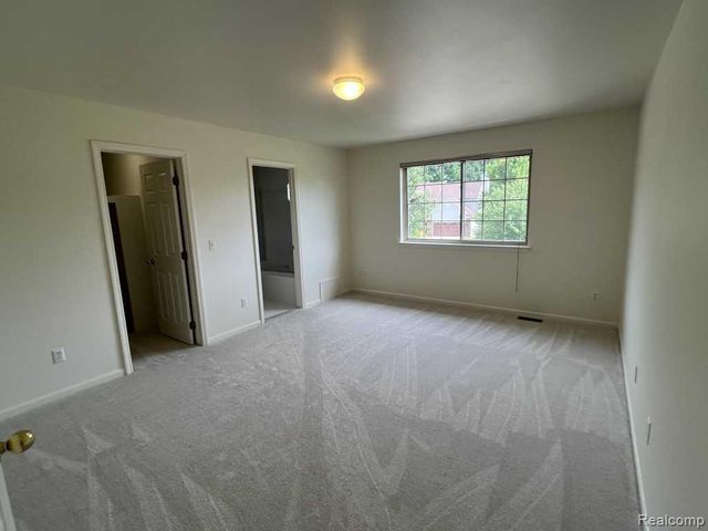 5931 Cedar Ridge Drive, Ann Arbor, MI 48103