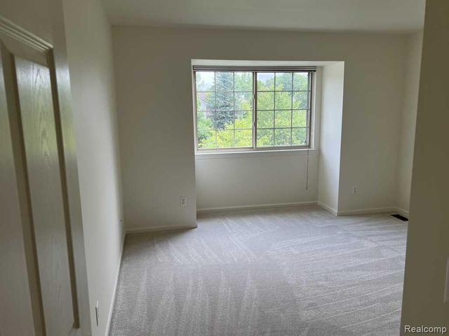 5931 Cedar Ridge Drive, Ann Arbor, MI 48103