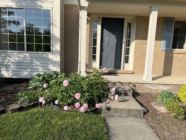 5931 Cedar Ridge Drive, Ann Arbor, MI 48103