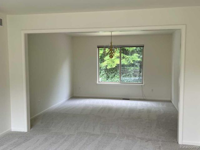 5931 Cedar Ridge Drive, Ann Arbor, MI 48103