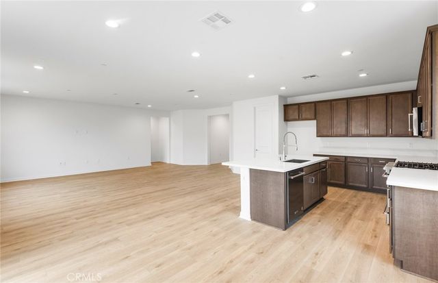 3920 Hudson Lane, Lake Elsinore, CA 92530