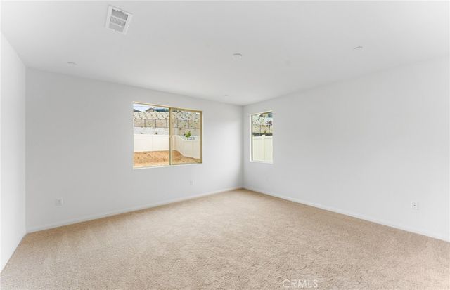 3920 Hudson Lane, Lake Elsinore, CA 92530