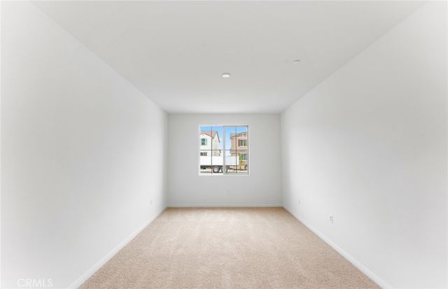 3920 Hudson Lane, Lake Elsinore, CA 92530