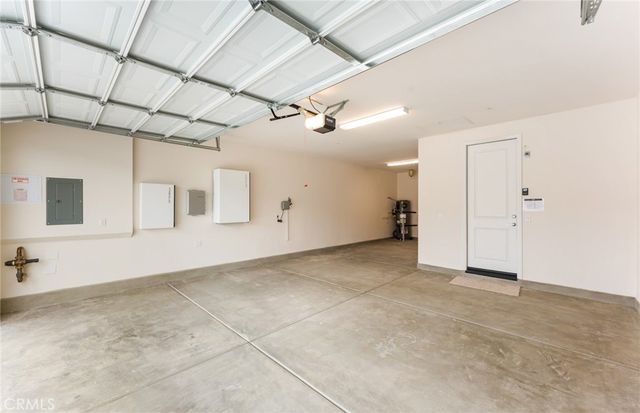 3920 Hudson Lane, Lake Elsinore, CA 92530