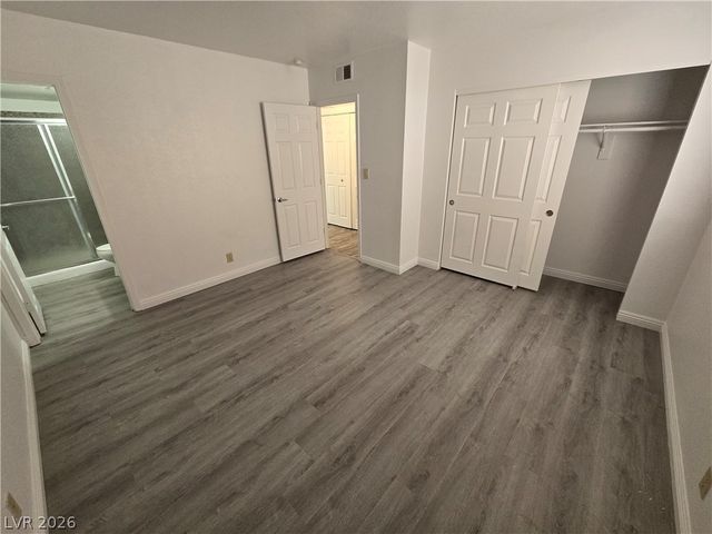 5368 River Glen Drive 345, Las Vegas, NV 89103