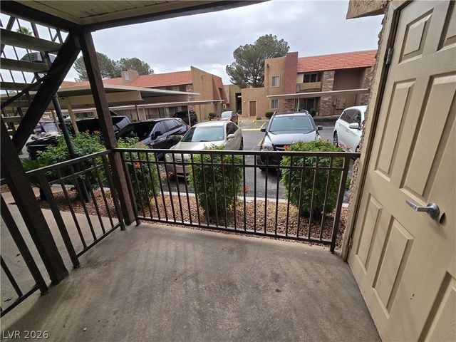 5368 River Glen Drive 345, Las Vegas, NV 89103