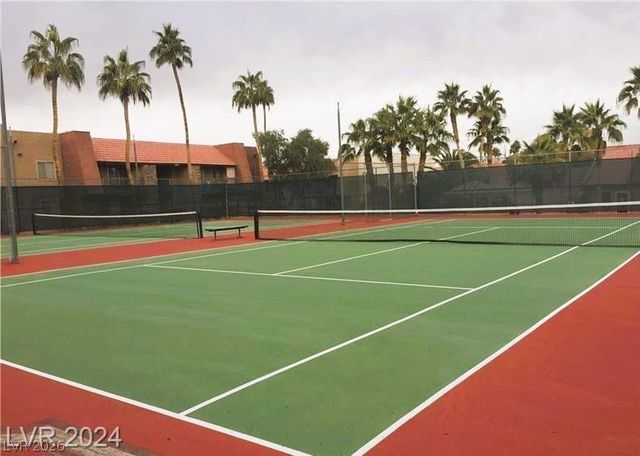5368 River Glen Drive 345, Las Vegas, NV 89103
