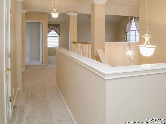121 OZUNA DR, Cibolo, TX 78108