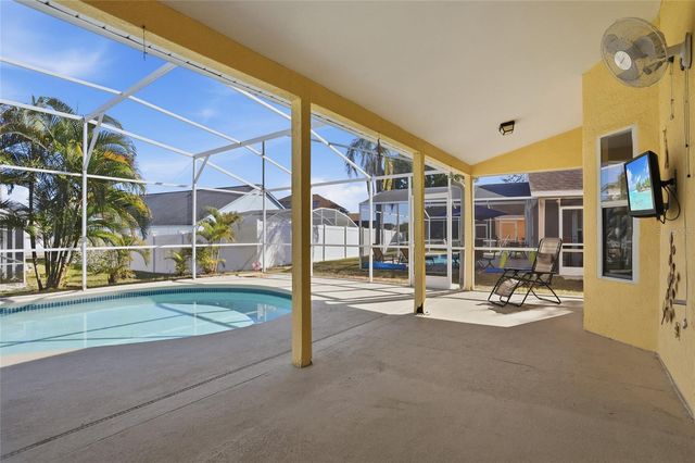 206 ROCHESTER LOOP, Davenport, FL 33897