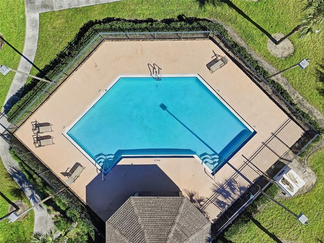 206 ROCHESTER LOOP, Davenport, FL 33897