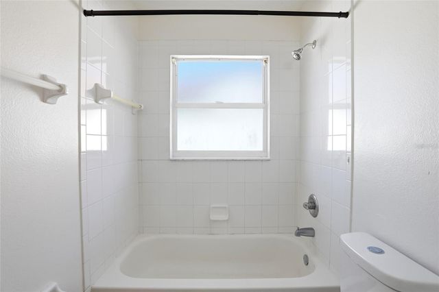 206 ROCHESTER LOOP, Davenport, FL 33897