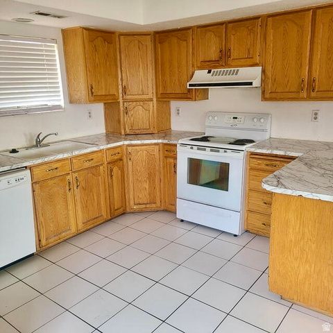 4372 S 700 W, Ogden, UT 84405