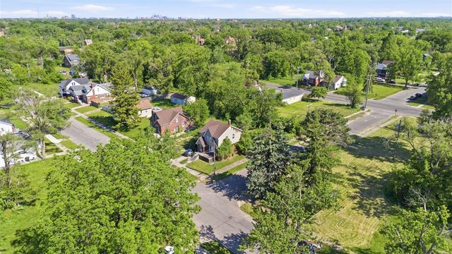 13207 Compass Street, Detroit, MI 48227