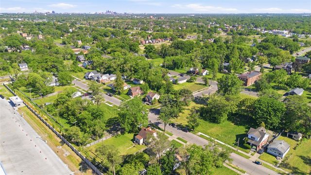 13207 Compass Street, Detroit, MI 48227
