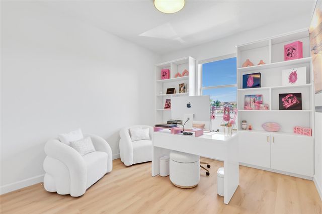 2717 NW 55th Way, Lauderhill, FL 33313