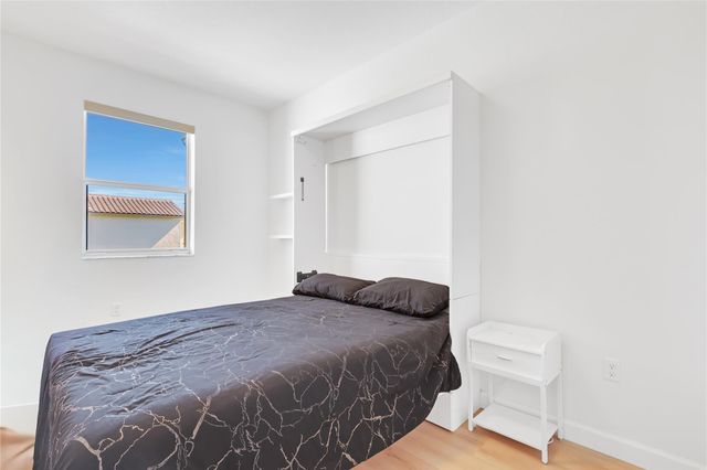 2717 NW 55th Way, Lauderhill, FL 33313