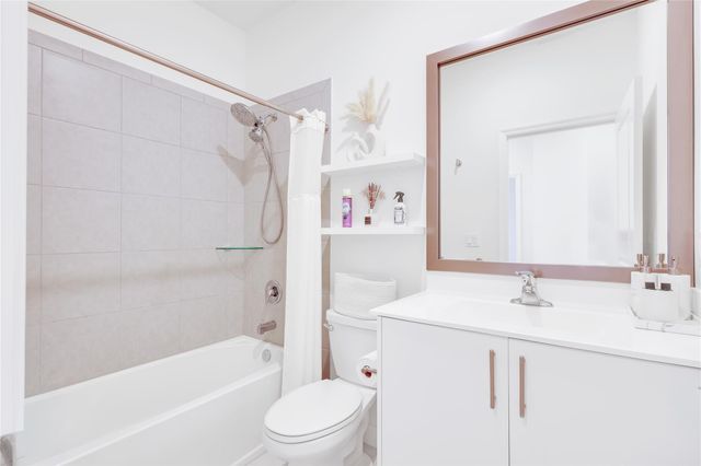 2717 NW 55th Way, Lauderhill, FL 33313