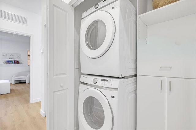 2717 NW 55th Way, Lauderhill, FL 33313