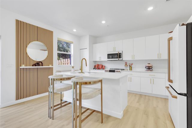 2717 NW 55th Way, Lauderhill, FL 33313