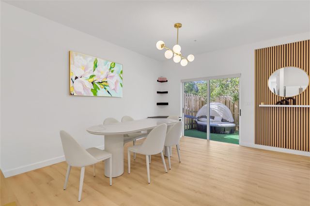 2717 NW 55th Way, Lauderhill, FL 33313