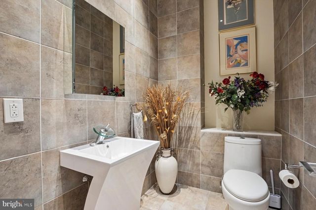 421 CHESTNUT ST #402, Philadelphia, PA 19106