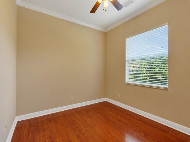 6124 57th Court, Vero Beach, FL 32967