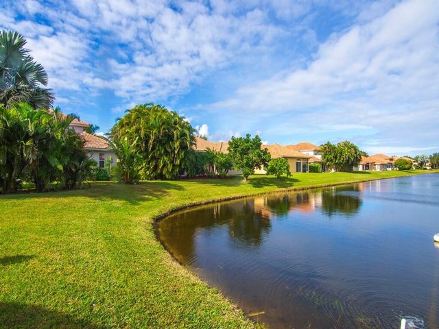 6124 57th Court, Vero Beach, FL 32967