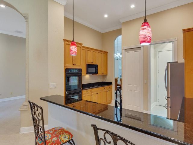 6124 57th Court, Vero Beach, FL 32967