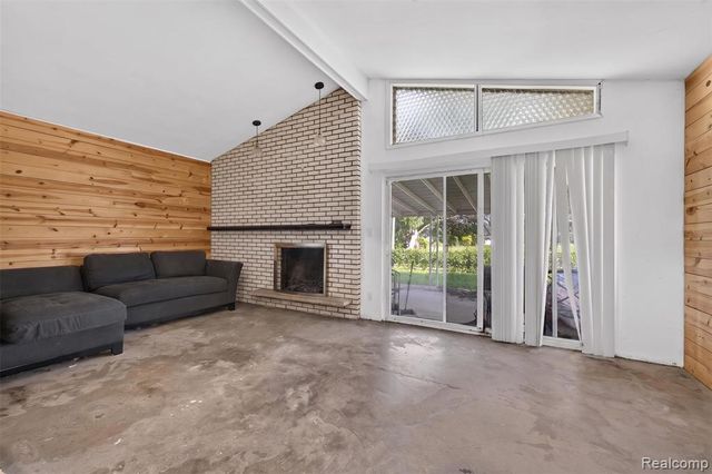 14535 Brohl Drive, Warren, MI 48088
