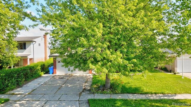 14535 Brohl Drive, Warren, MI 48088