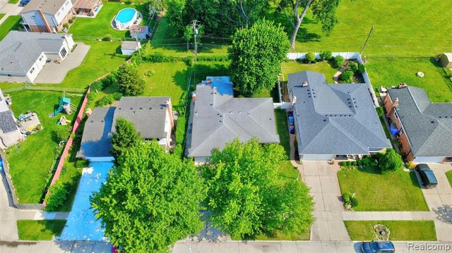 14535 Brohl Drive, Warren, MI 48088