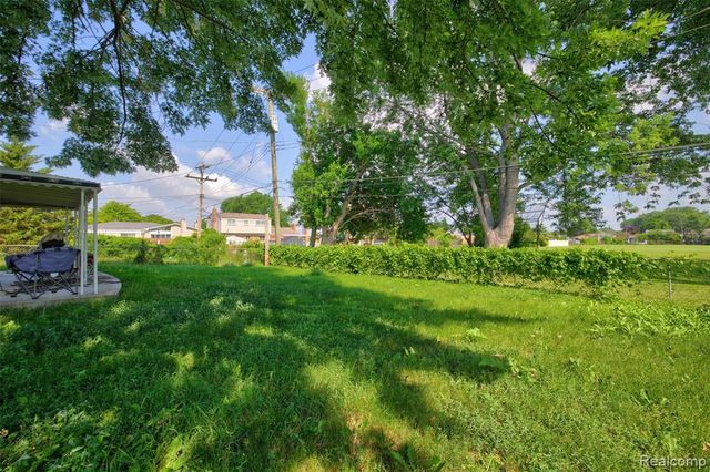 14535 Brohl Drive, Warren, MI 48088