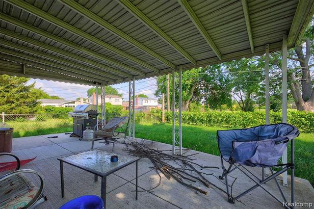 14535 Brohl Drive, Warren, MI 48088
