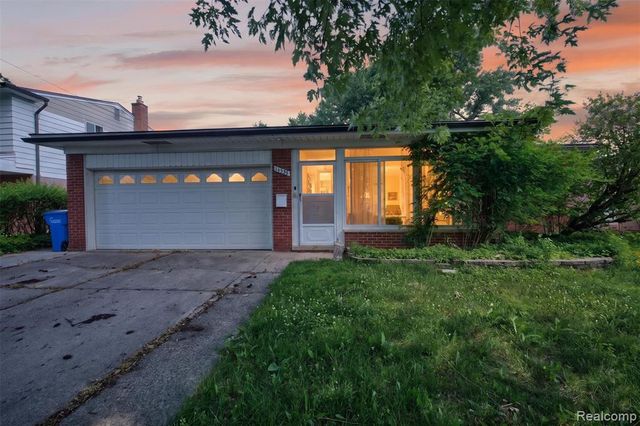14535 Brohl Drive, Warren, MI 48088