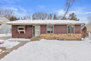 11250 Red Fox Drive, Maple Grove, MN 55369