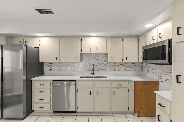 4009 CYPRESS LANDING S, Winter Haven, FL 33884